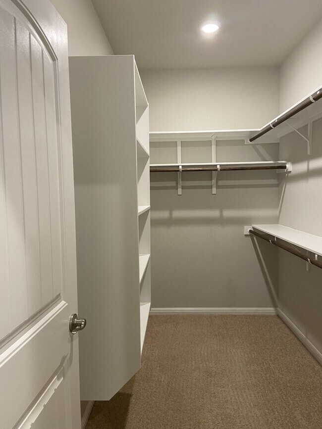 Building Photo - 1513 Carlene Pruett St