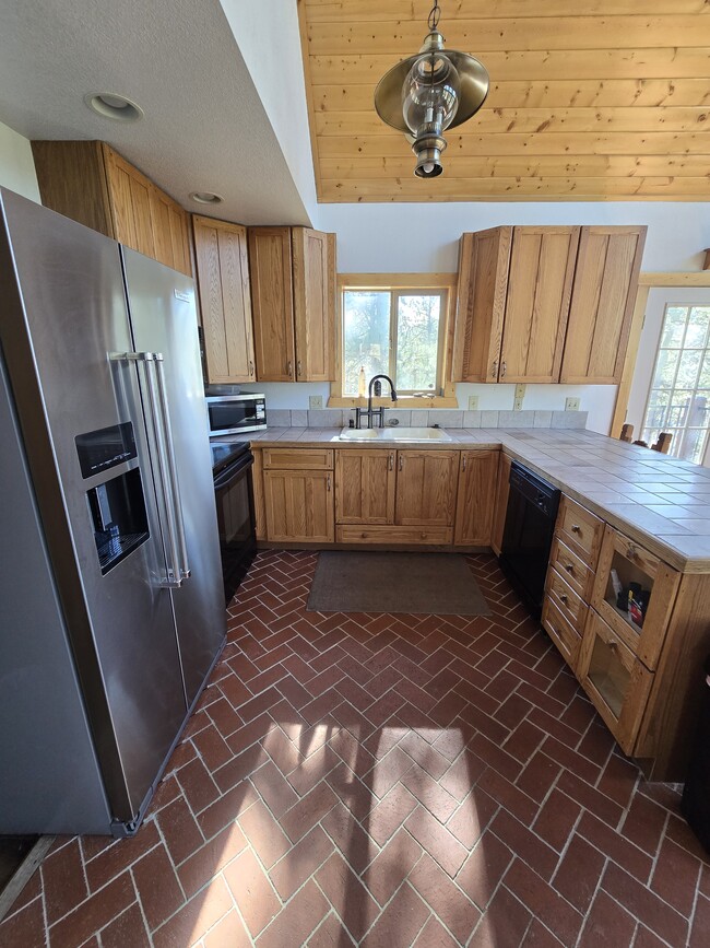 Building Photo - 789 Blackhawk Creek Dr