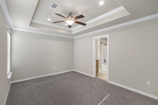 Building Photo - 1230 Gardenia St