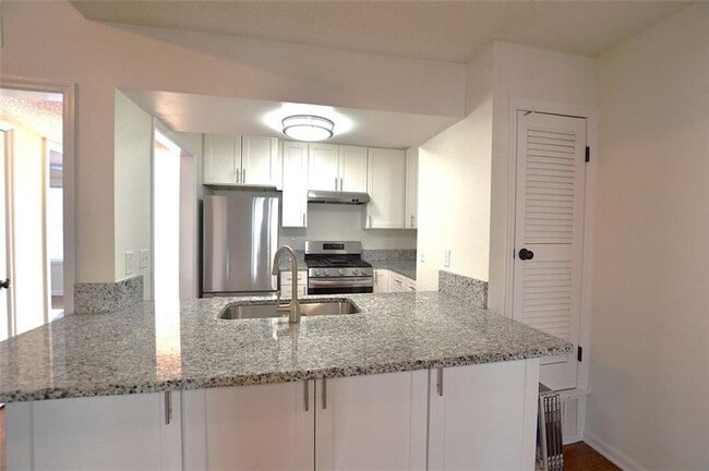 Building Photo - 2085 Sand Wedge Cir