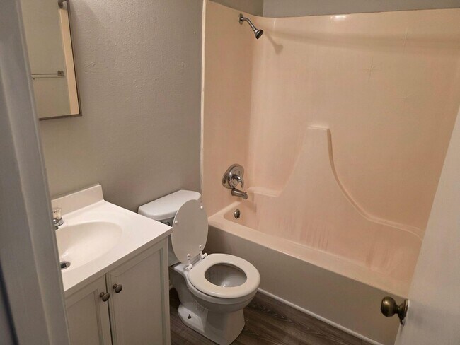 Building Photo - 7308 N Wade School Rd