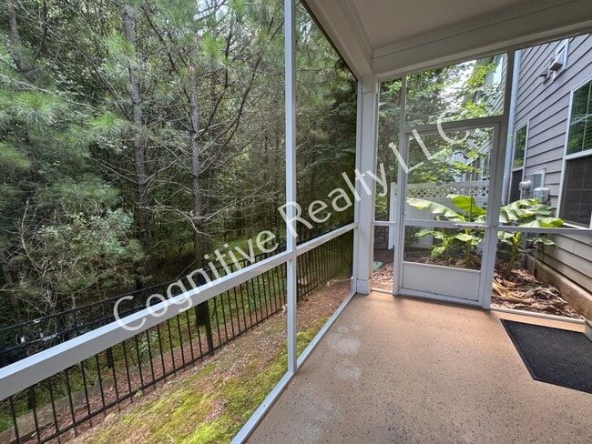 Building Photo - 1024 Laurel Twist Rd