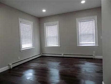 Building Photo - 56 Vinton St