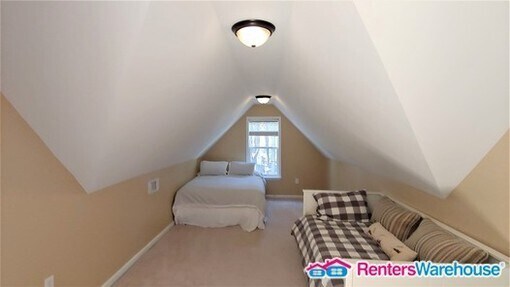 Building Photo - 1498 Deerwood Dr