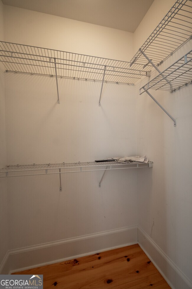 Building Photo - 83 Charter Oak Dr