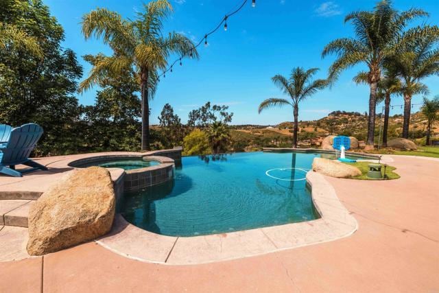 Building Photo - 15263 Presilla Dr