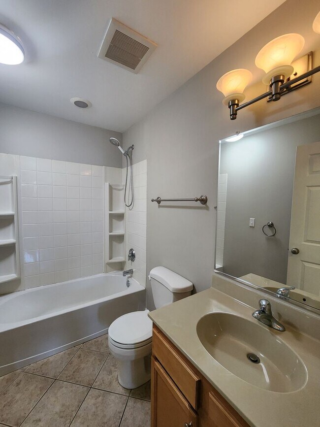 Building Photo - Montford Rental-Asheville