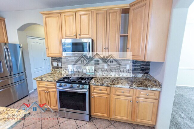 Building Photo - 4808 W Allen St