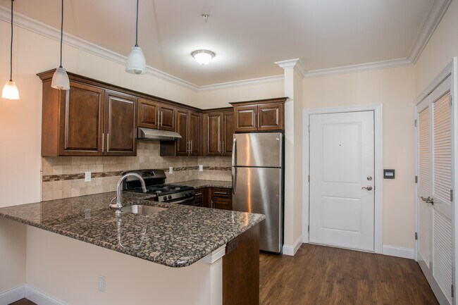 Building Photo - 221 62nd St