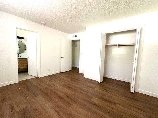 Building Photo - 210 Wood Duck Dr