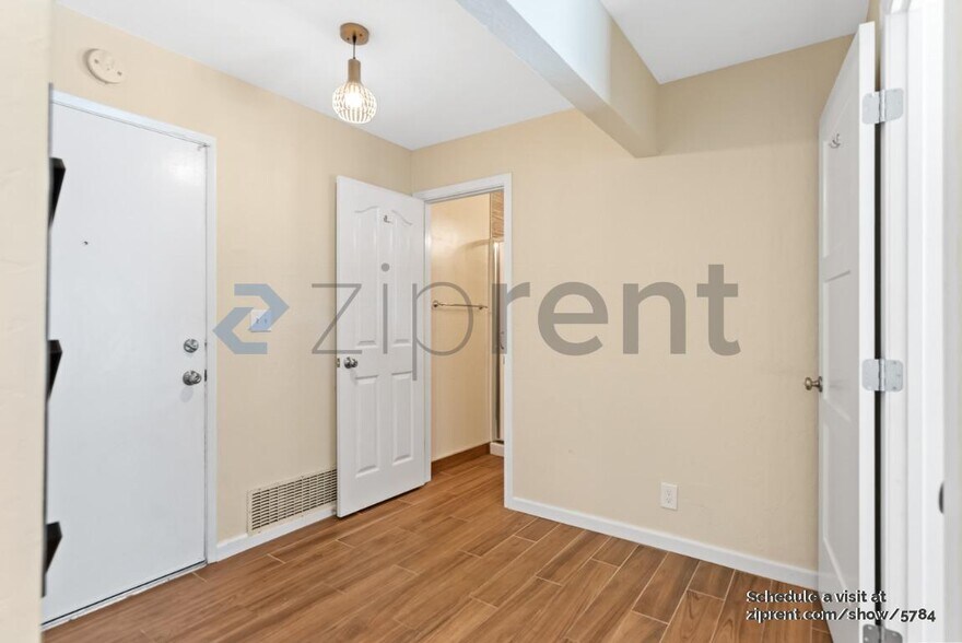 Building Photo - 4756 Raspberry Pl