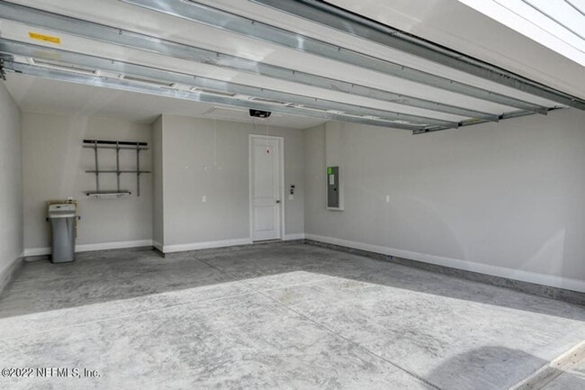 Building Photo - 55 Bluebonnet Way