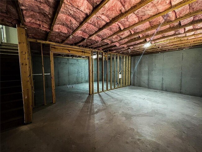 Building Photo - 4030 Tobiano Trl