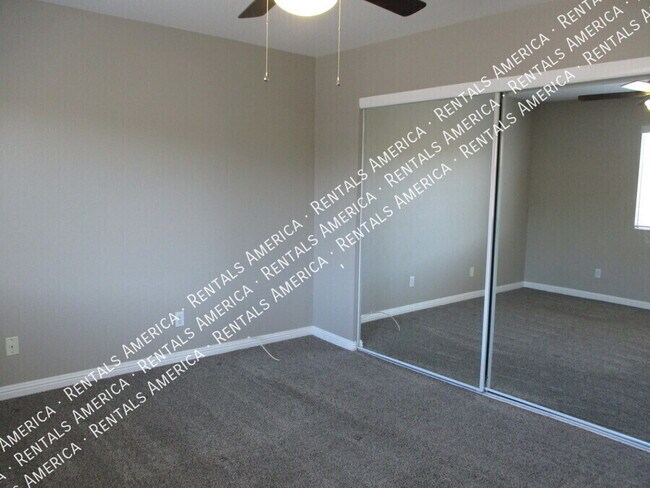 Building Photo - 1350 N 85th Pl