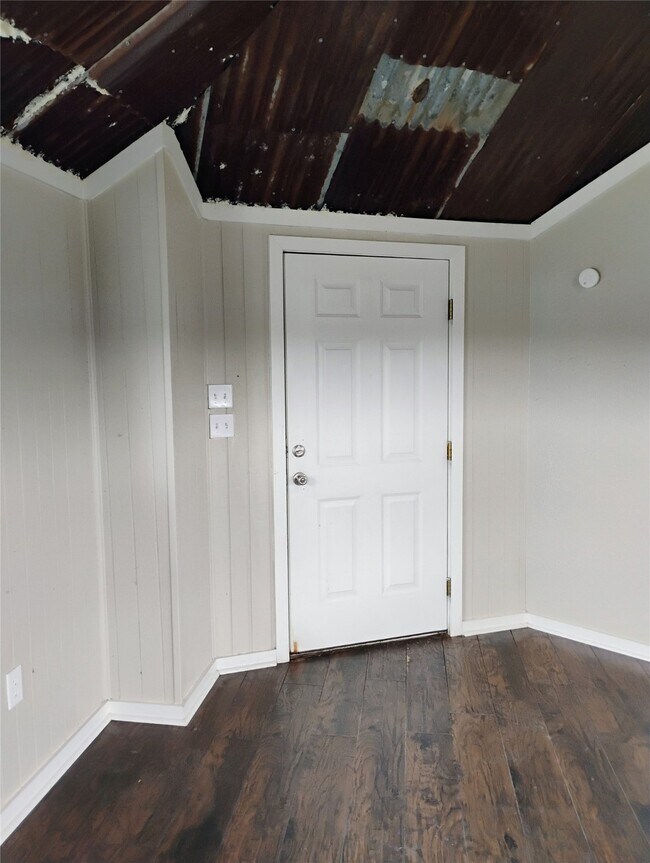 Building Photo - 6759 TX-105