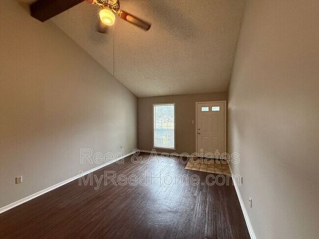 Building Photo - 7004 Wesley Ct