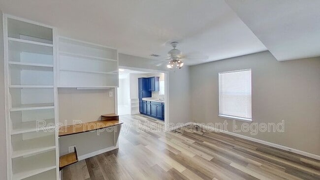 Building Photo - 1107 S Maxey St