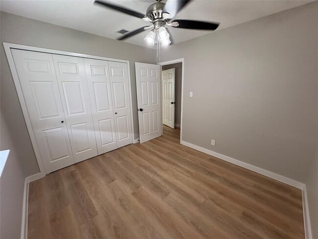 Building Photo - 817 Cactus Dr