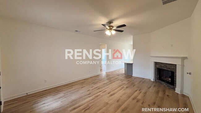 Building Photo - 6522 John Hamilton Wy E