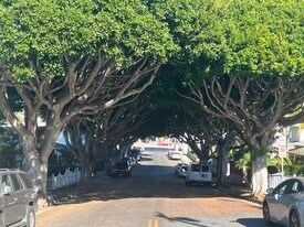 Building Photo - 721 Cedar St