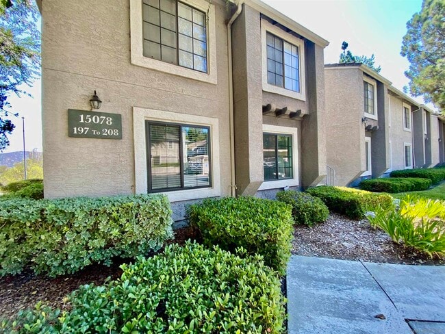 Building Photo - 15078 Avenida Venusto