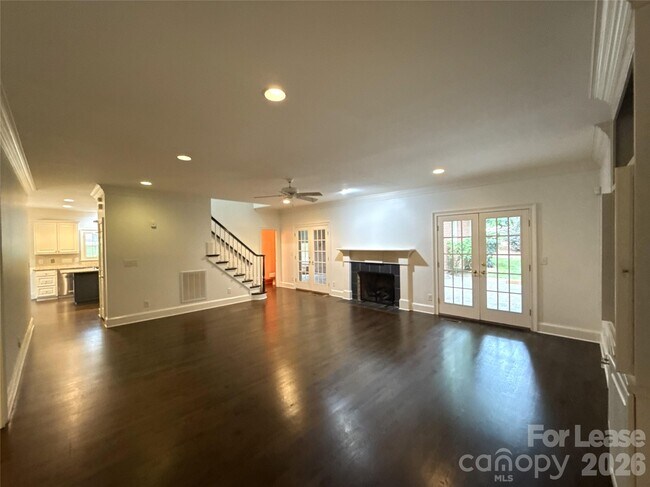 Building Photo - 1500 Ferncliff Rd