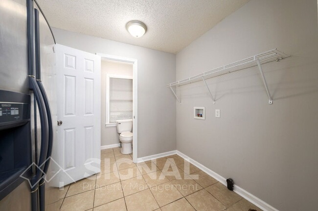 Building Photo - 330 Harlem Ave