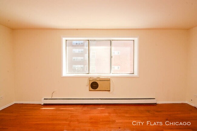 Building Photo - 850 W Margate Terrace