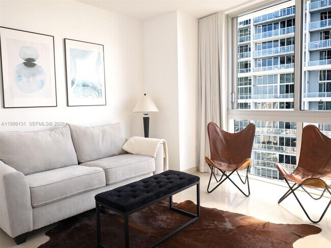 Building Photo - 475 Brickell Ave