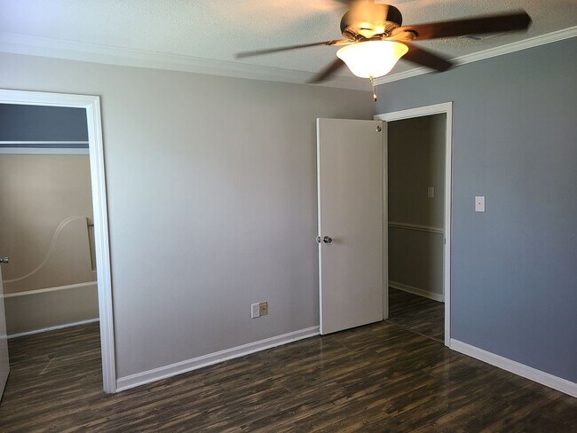 Building Photo - 3 bedroom, 2 bath unfurnished home  - Sneads Ferry