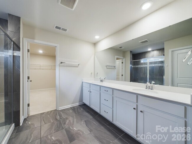 Building Photo - 3040 Whipcord Dr