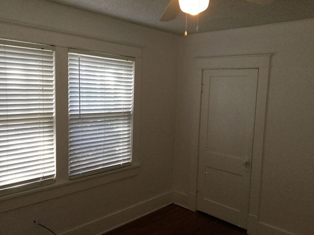 Building Photo - 224 W Watson St