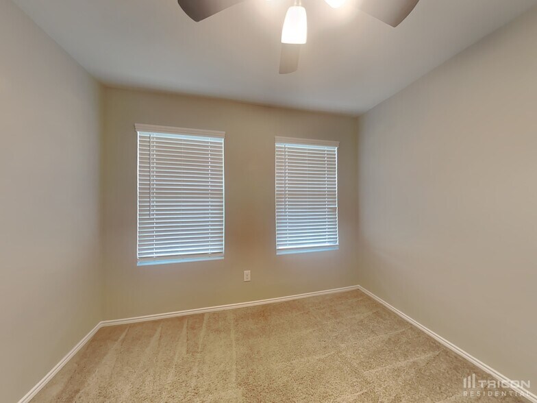 Building Photo - 309 Anvil Dr