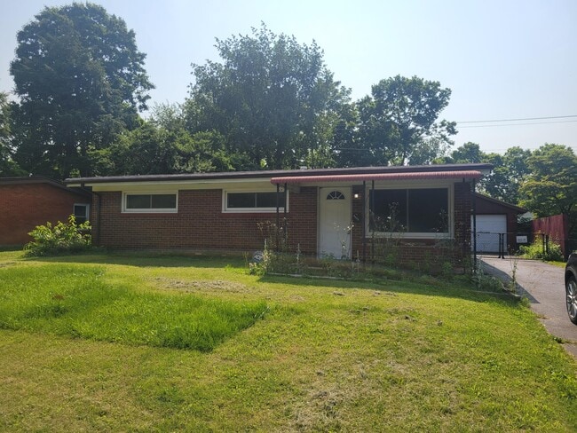 Primary Photo - 1550 Bluebird Ln