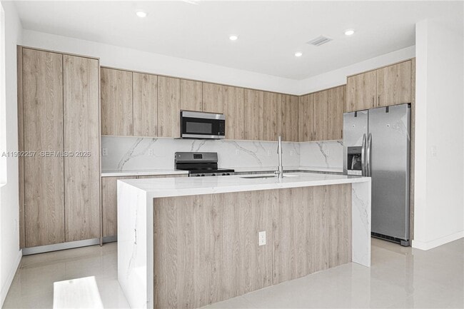 Building Photo - 22431 SW 125th Ave