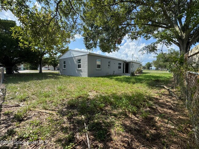 Building Photo - 508 Carolina Ave