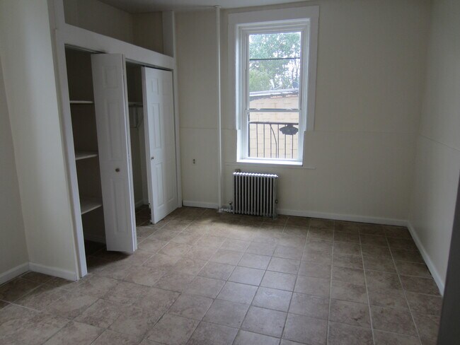 Building Photo - 2606 Central Ave