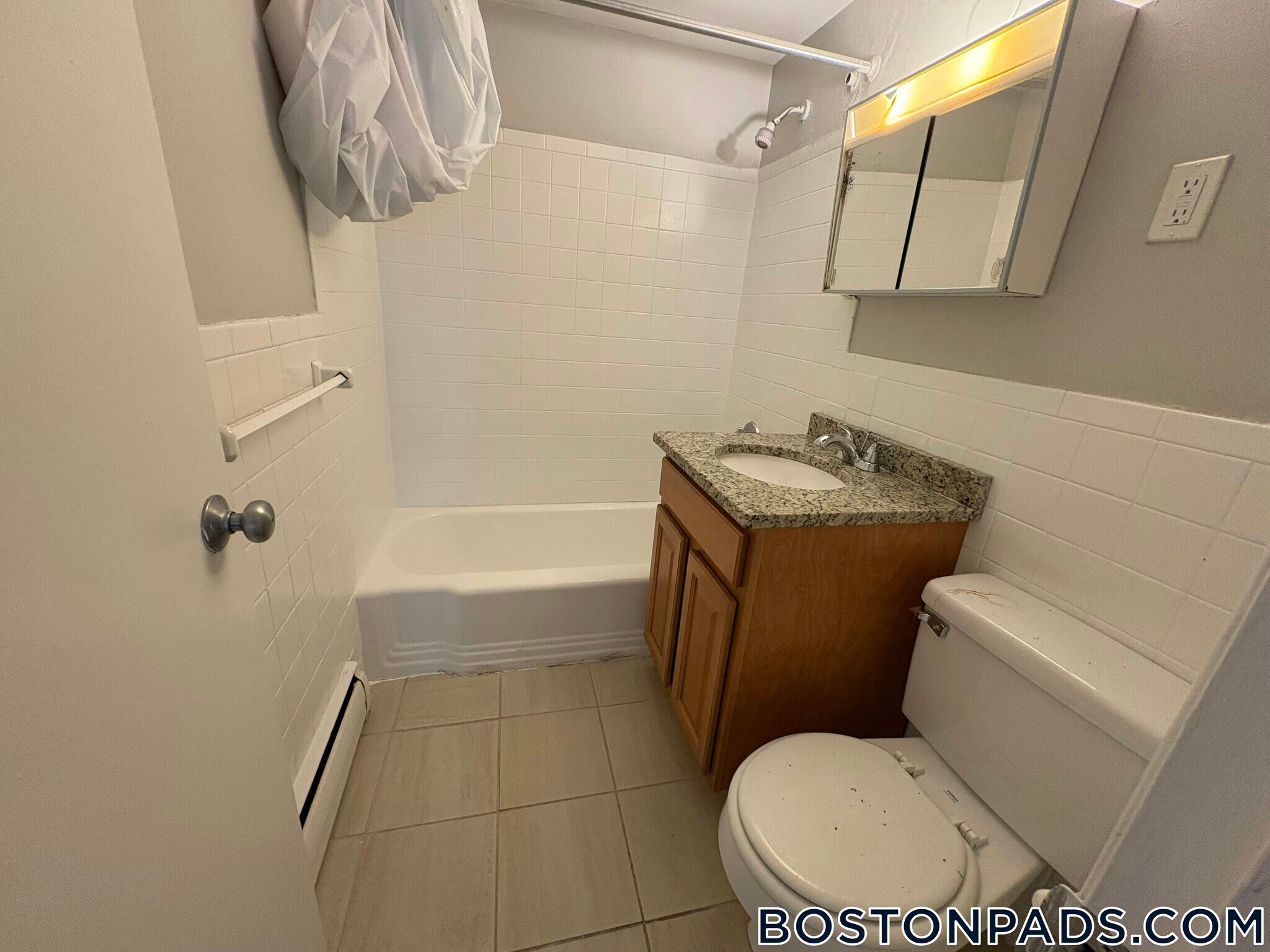 Building Photo - 230 Babcock St