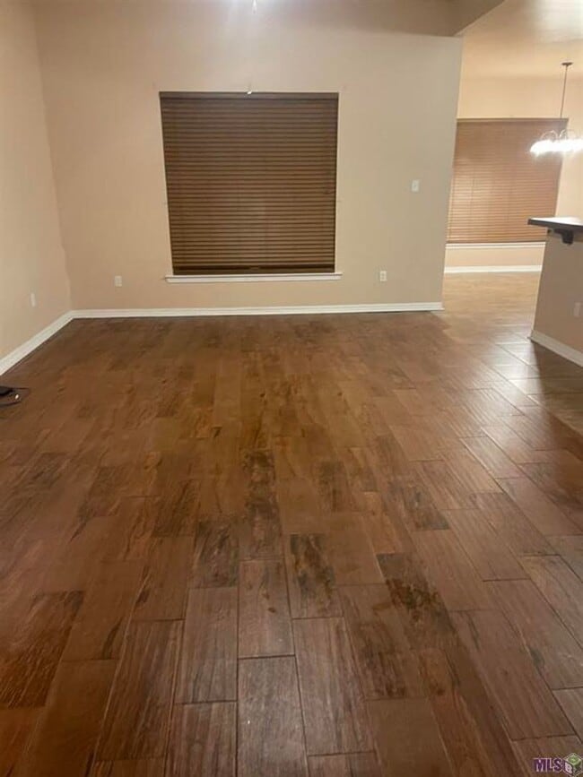 Building Photo - Charming 3 Bedroom 2 Bath home for Rent