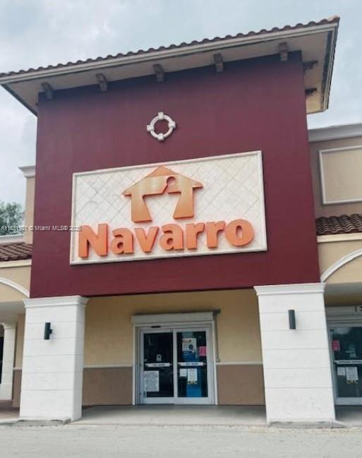 Building Photo - 2425 NE 135th St