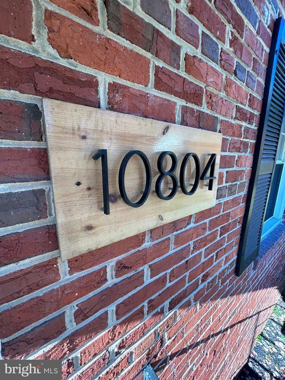 Building Photo - 10804 Drumm Ave