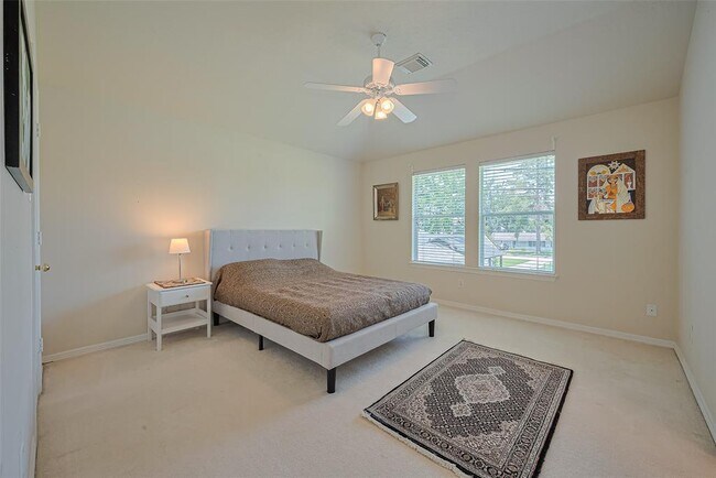 Building Photo - 1413 Whispering Pines Dr