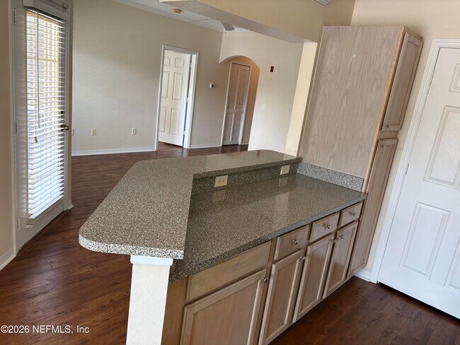 Building Photo - 7800 Point Meadows Dr