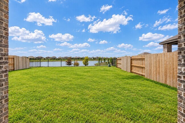 Building Photo - 26123 Sea Rosemary Ln
