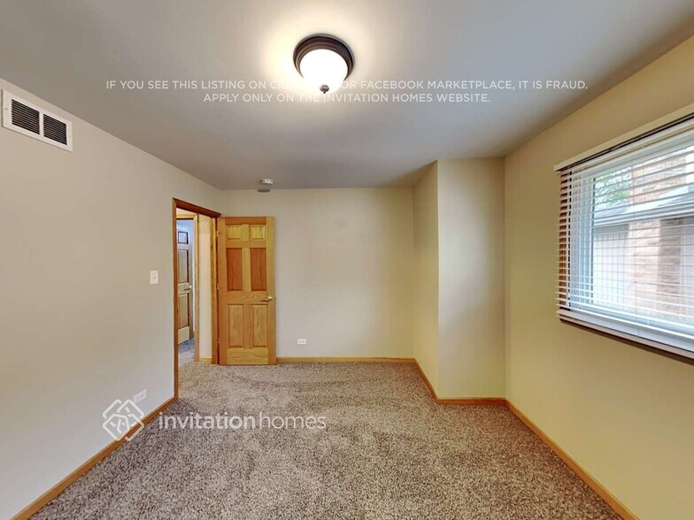 Building Photo - 6009 157th St