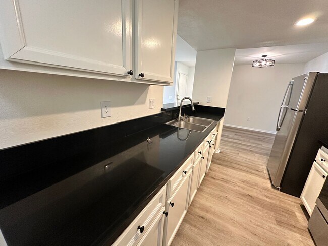 Building Photo - 1BR/1BA in Gated Community w/ Garage + In-Unit Laundry | Prime Chula Vista Location (91910)