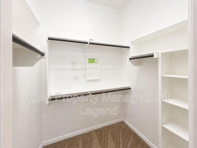 Building Photo - 304 Blythe Bridge Dr