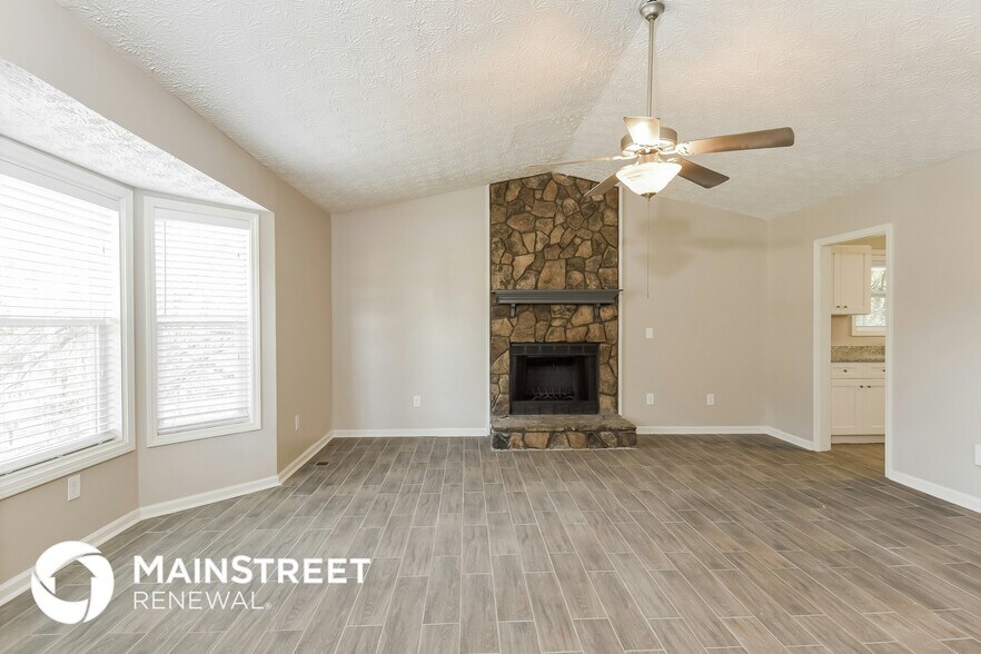 Building Photo - 4809 Nevilly Way