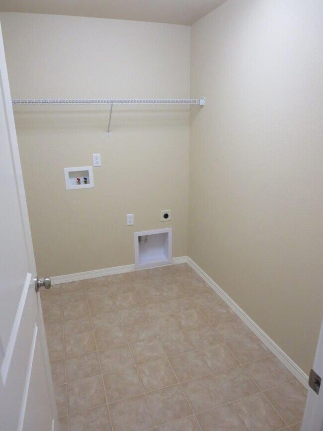 Building Photo - 5079 Farris Creek Ct