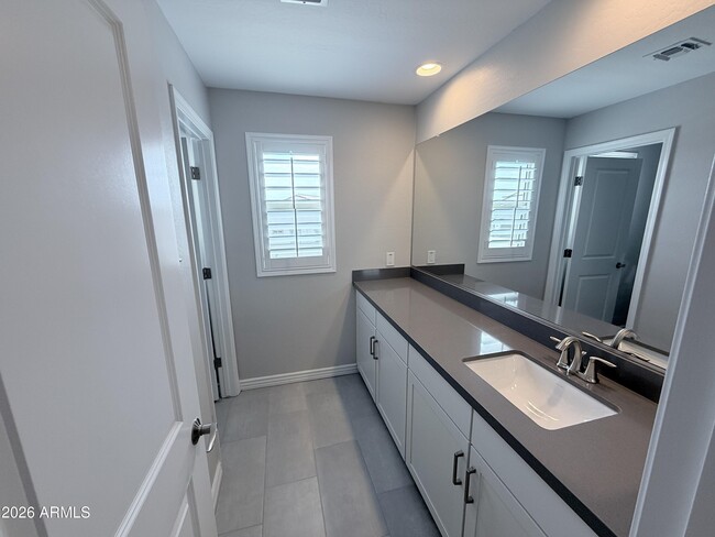 Building Photo - 25509 N 140th Dr